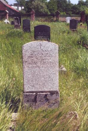 Grab "Misterek" auf dem Friedhof von Gründorff / Zielenice